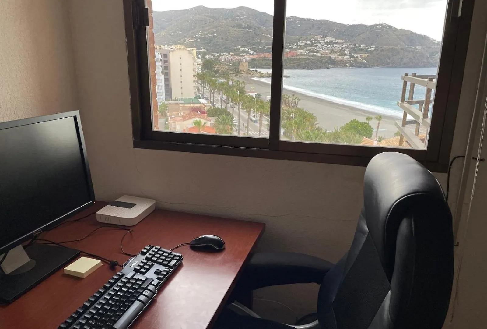 公寓 Playa De Velilla - Apartamento En Primera Linea 阿尔姆尼卡