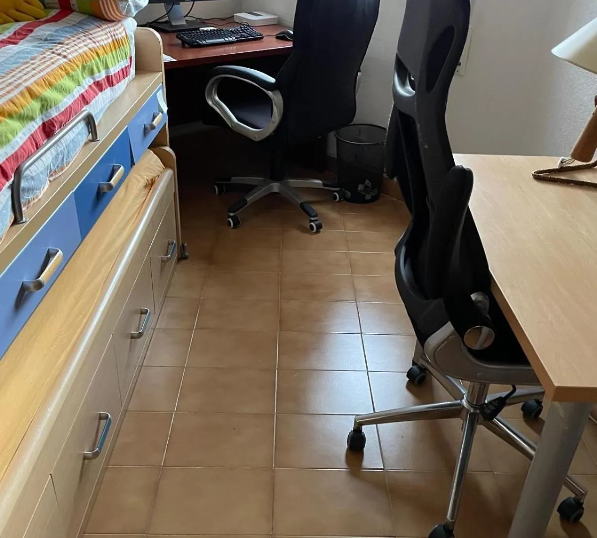 Playa De Velilla - Apartamento En Primera Linea 阿尔姆尼卡 公寓