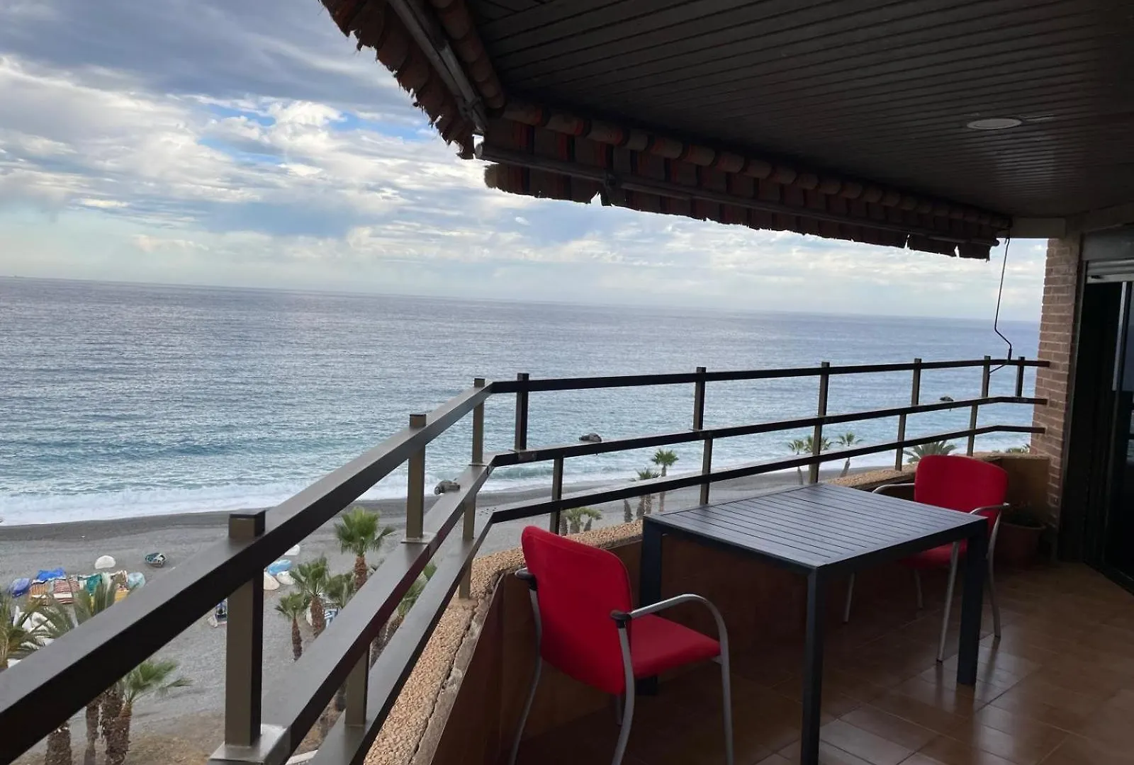 Playa De Velilla - Apartamento En Primera Linea Almunecar Spain